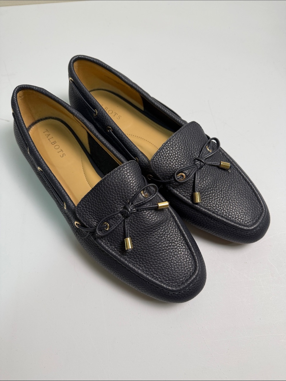 Women’s Talbots Navy Pebbled Leather Tassel Loafers Sz 9.5 NWOT